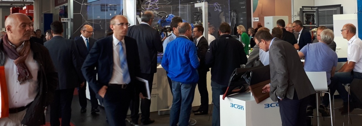 Fakuma 2018-2 Messebesucher